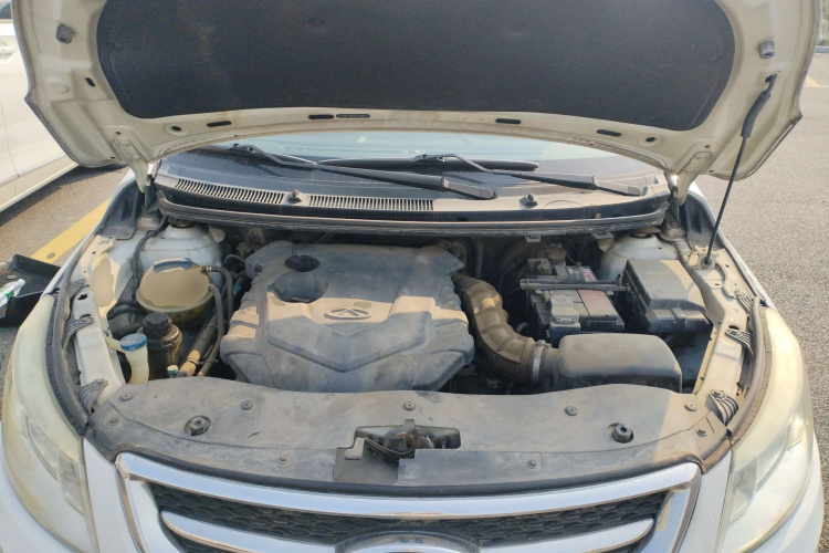 奇瑞E3 2015款 1.5L 手动智尚型机舱底盘24