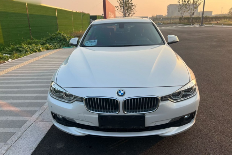 宝马3系 2018款 320Li 时尚型车身外观6005