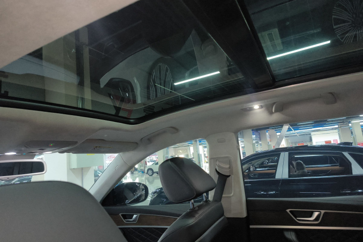 红旗HS7 2019款 3.0T 自动四驱旗悦版中控内饰22