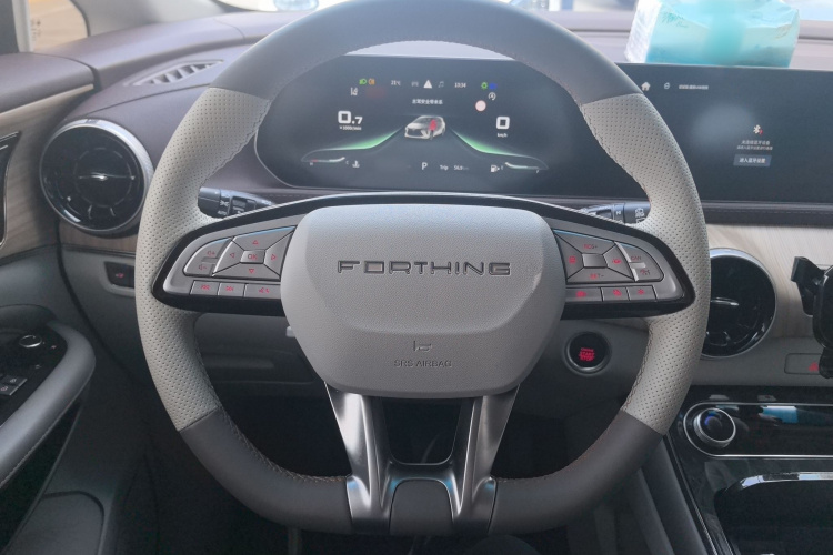 东风风行 风行游艇 2022款 1.5T DCT逐浪版中控内饰13