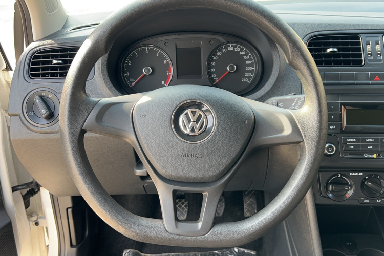 大众 Polo 2016款 1.4L 手动风尚型局部细节13