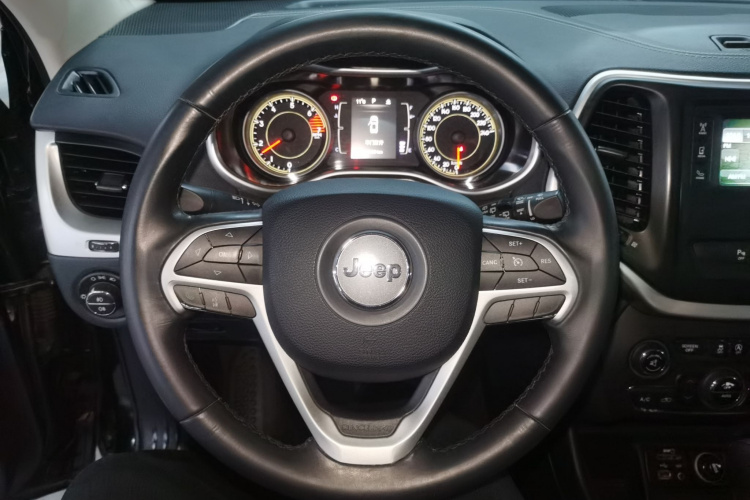 Jeep 自由光 2016款 2.4L 领先版局部细节13