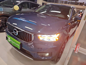 沃尔沃XC40 2021款 T4 四驱智远豪华版