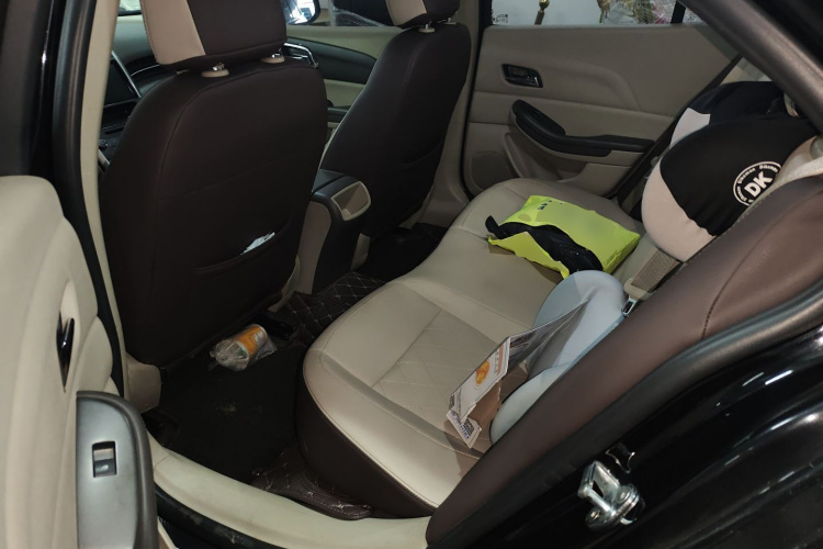 雪佛兰 迈锐宝 2014款 2.0L 自动舒适版中控内饰7004