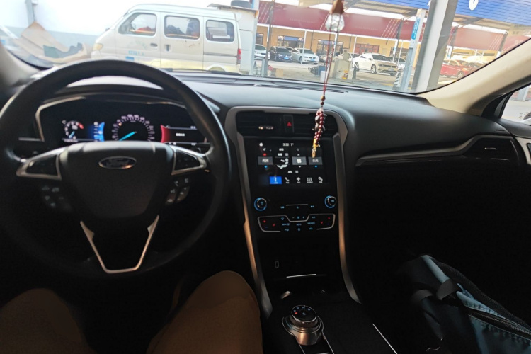 福特 蒙迪欧 2017款 EcoBoost 180 豪华型中控内饰7002