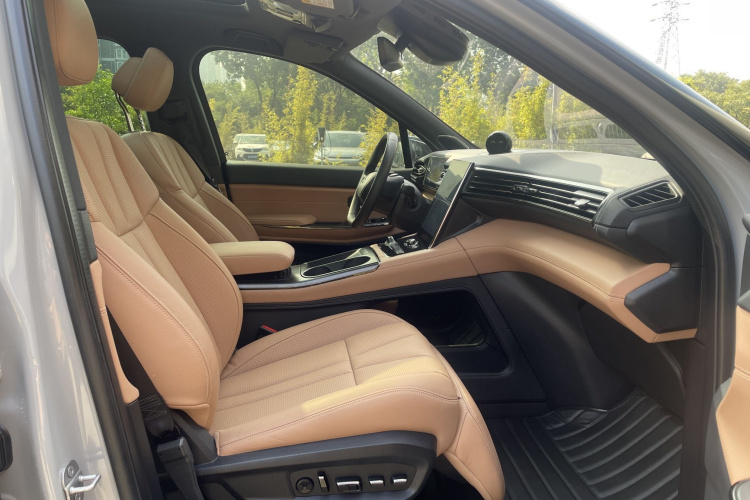 蔚来ES8 2022款 75kWh 六座版局部细节41