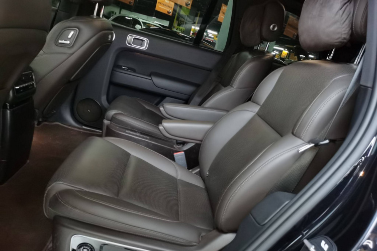 理想汽车 理想L9 2022款 Max中控内饰21