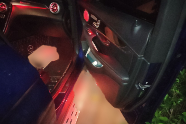 奔驰GLC 2017款 GLC 260 4MATIC 豪华型局部细节9005