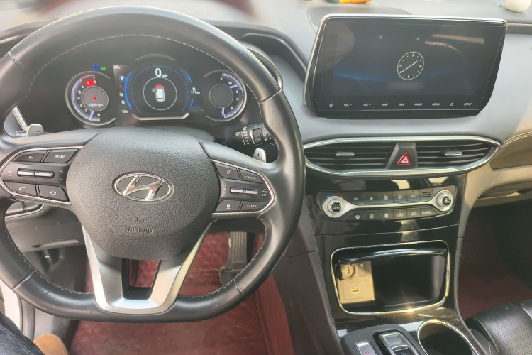 现代 胜达 2019款 380 TGDi DLX 自动两驱智尊版 国V中控内饰7002