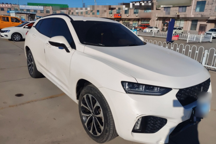 魏牌 VV7 2017款 2.0T 超豪型车身外观3