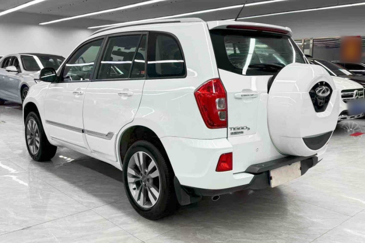 奇瑞 瑞虎3 2016款 1.6L CVT智尚版车身外观6002