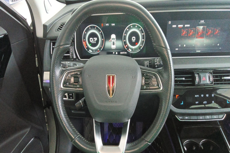 红旗HS5 2019款 2.0T 智联旗享版中控内饰13