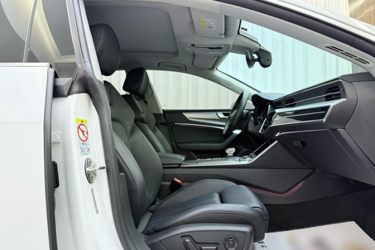 奥迪A7 2021款 45 TFSI 臻选型局部细节41