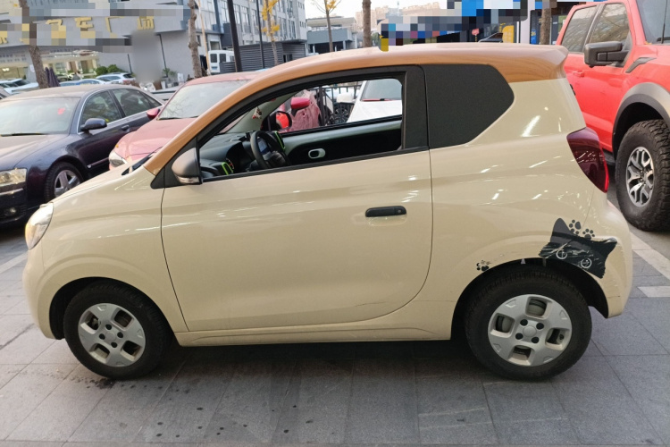 荣威 科莱威CLEVER 2021款 302km新四座超能版车身外观4