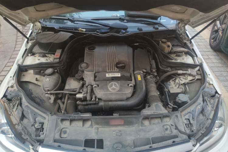 奔驰C级 2011款 C 200 CGI 时尚型局部细节24