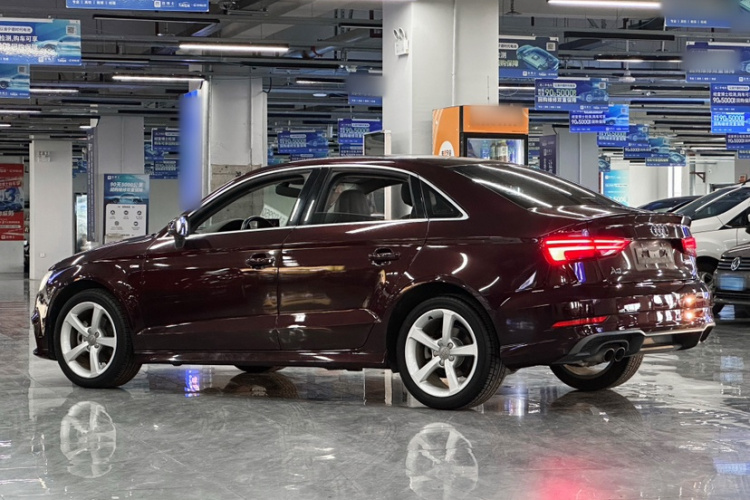 奥迪A3 2017款 Limousine 35 TFSI 时尚型车身外观6004