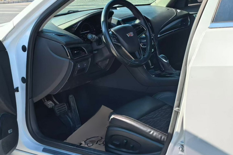 凯迪拉克ATS-L 2017款 28T 技术型中控内饰7003