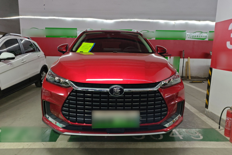 比亚迪 唐新能源 2019款 EV600D 四驱智联创领型车身外观2