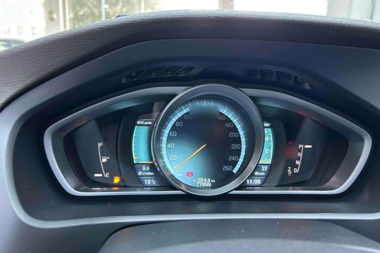 沃尔沃V40 2013款 2.0T 智雅版中控内饰7008