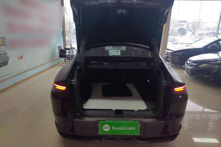 ARCFOX极狐 极狐 阿尔法S5 2024款 560PRO 185kW机舱底盘23