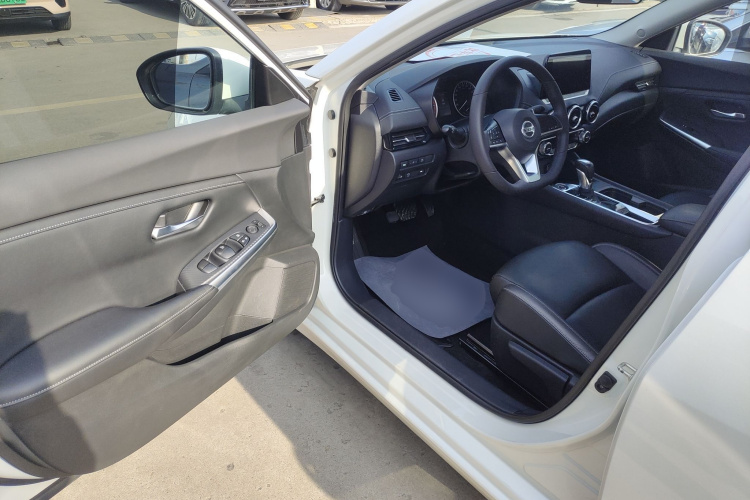 日产 轩逸 2021款 1.6L XL CVT悦享版中控内饰7003