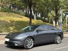 零跑汽车 零跑C01 2024款 纯电 525尊享版