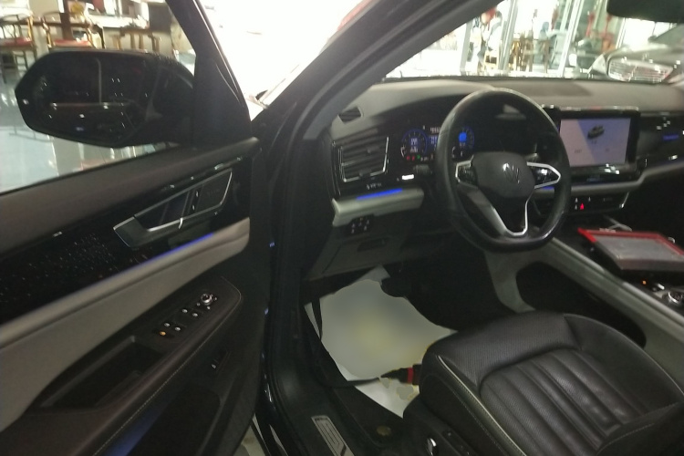 大众 途昂 2021款 380TSI 四驱尊崇豪华版中控内饰7003