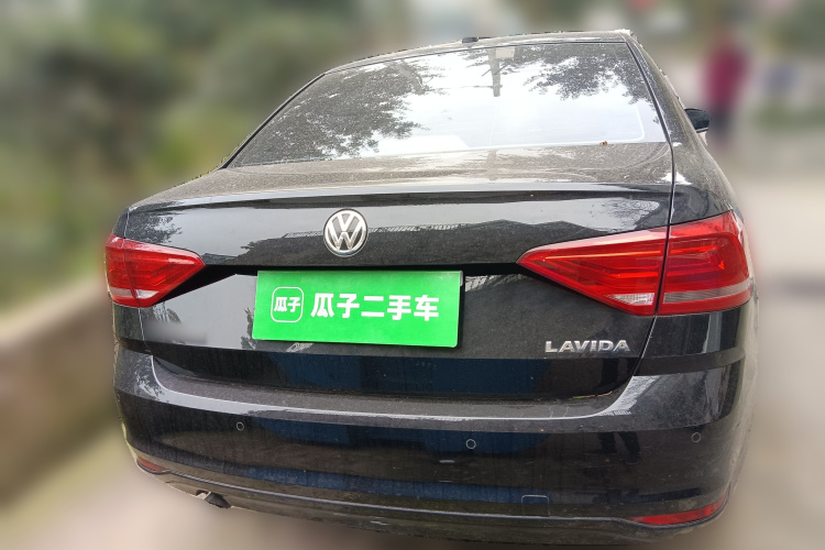 大众 朗逸 2017款 1.6L 手动风尚版车身外观6