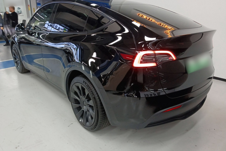 特斯拉 Model Y 2022款 后轮驱动版车身外观6003