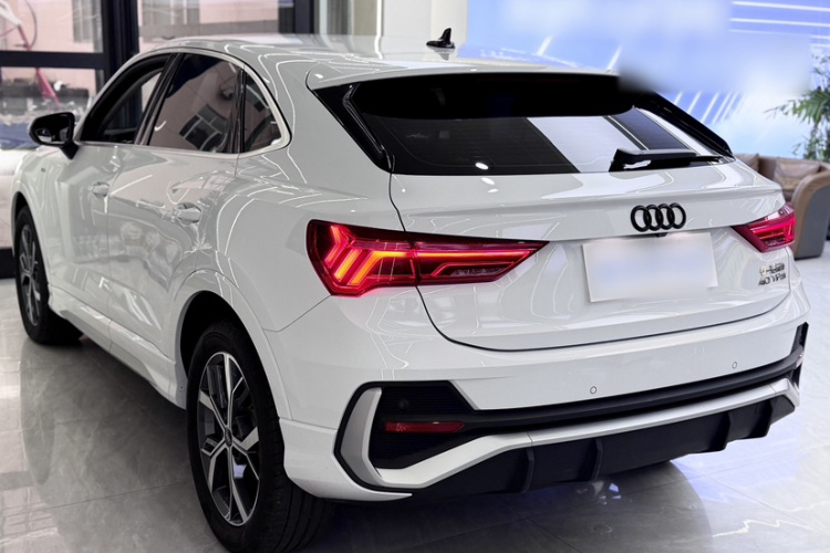 奥迪Q3 Sportback 2020款 40 TFSI 时尚型车身外观6003