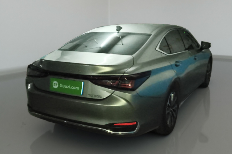 雷克萨斯ES 2025款 200 臻享版车身外观7