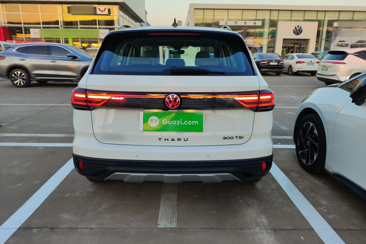 大众 途岳 2024款 300TSI 两驱月尊版车身外观6