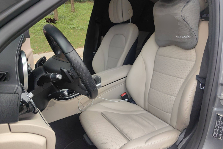 奔驰C级 2017款 改款 C 200 L 运动版局部细节19