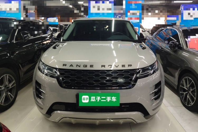 路虎 揽胜极光 2022款 极光L 249PS R-Dynamic 豪华版车身外观2