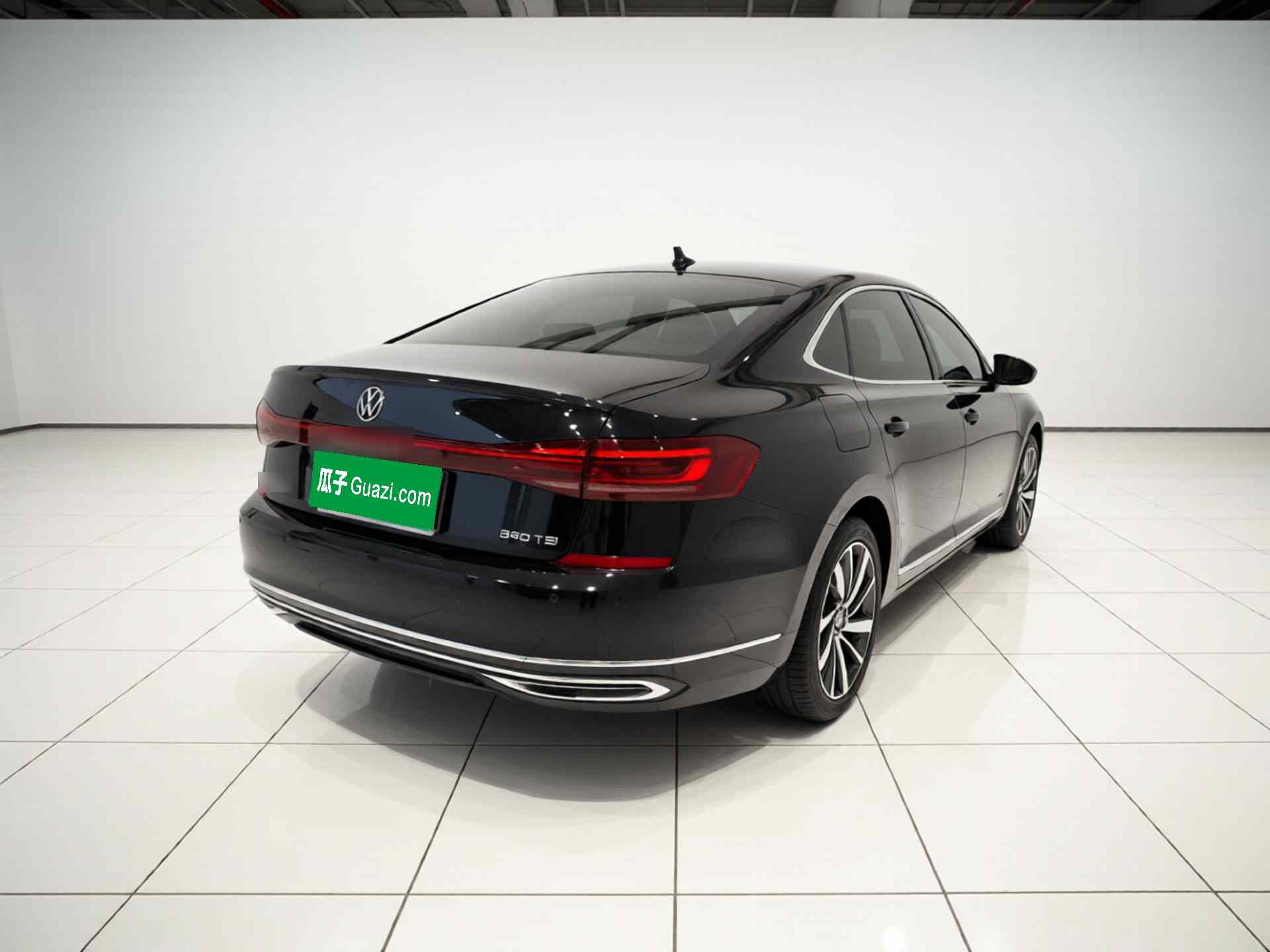 大众 帕萨特 2025款 出众款 380TSI 龙腾版(5)