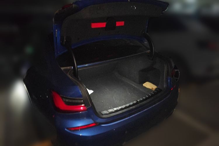 宝马3系 2020款 改款 325Li M运动曜夜套装局部细节23