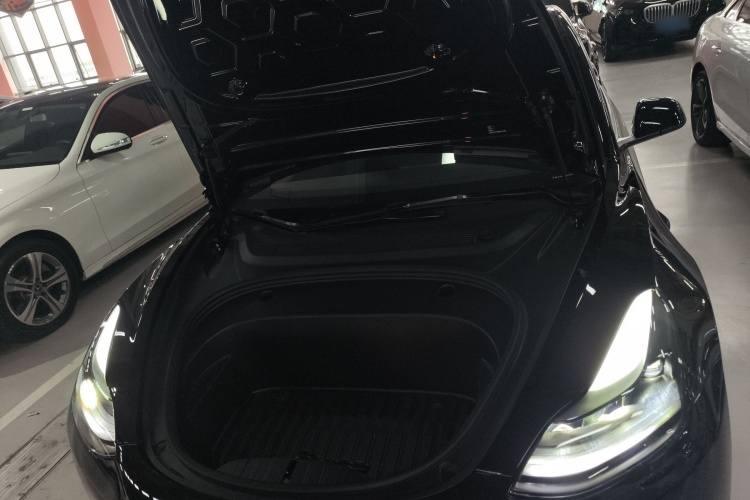 特斯拉 Model 3 2022款 后轮驱动版机舱底盘24