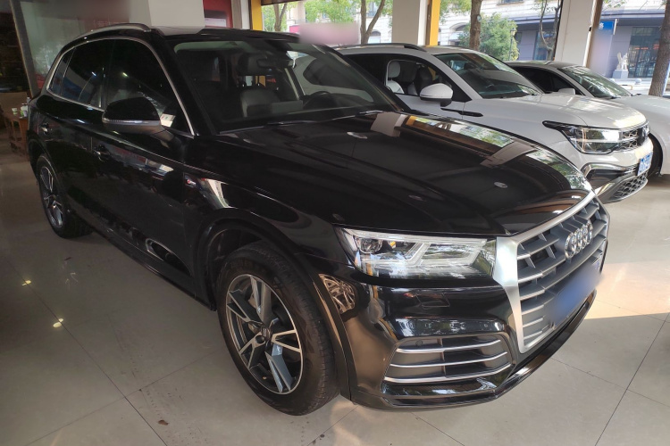 奥迪Q5L 2018款 45 TFSI 尊享时尚型 国V车身外观6002