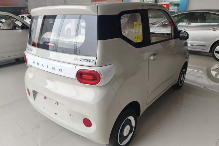 五菱汽车 宏光MINIEV 2024款 第三代 215km 青春版车身外观6005