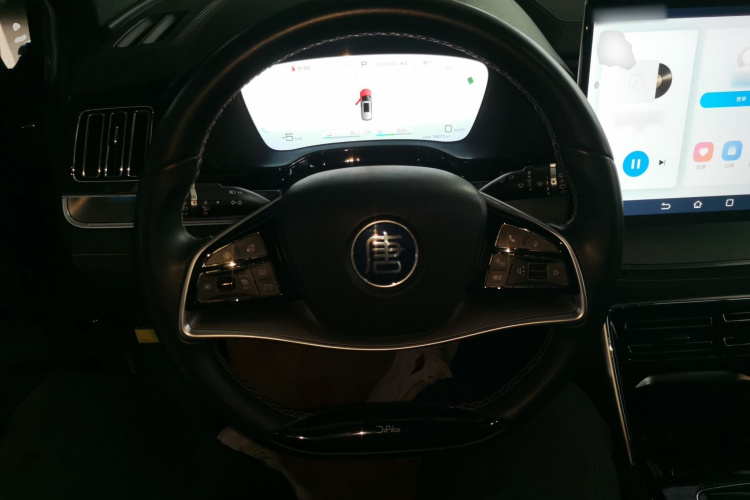 比亚迪 唐新能源 2023款 DM-i 冠军版 112KM 尊享型局部细节13