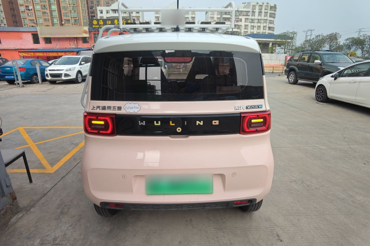 五菱汽车 宏光MINIEV 2021款 马卡龙臻享款 磷酸铁锂车身外观6004