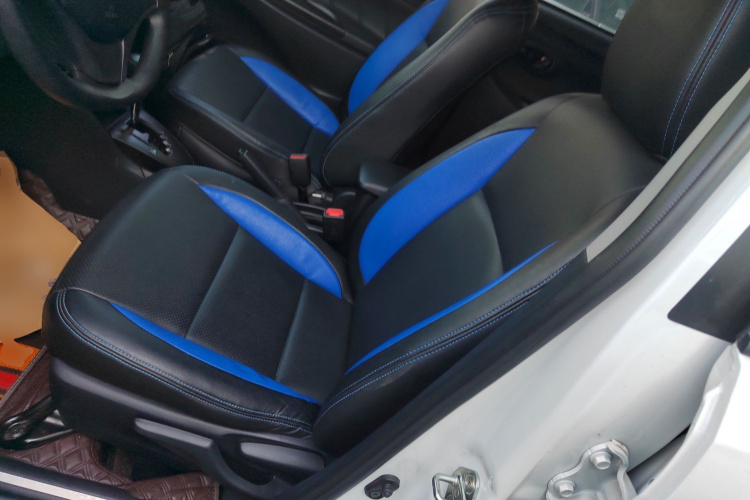 丰田 YARiS L 致炫 2021款 致炫X 1.5L CVT领先版局部细节19