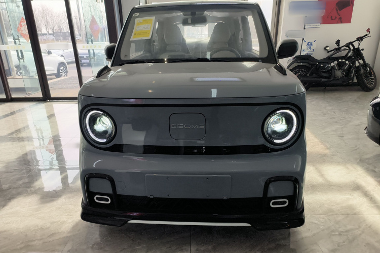 吉利银河 2025款 210km 熊猫卡丁车身外观6001