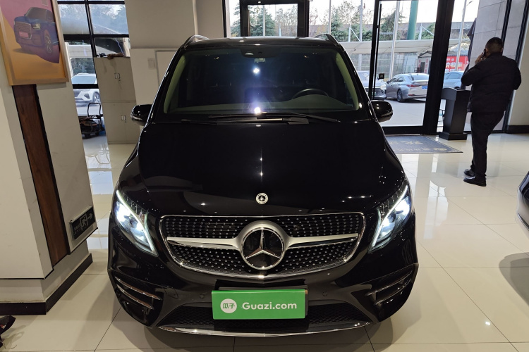 奔驰V级 2022款 V 260 L 长轴距豪华版车身外观6001