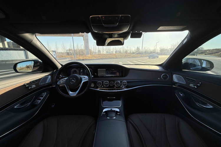 奔驰 迈巴赫S级 2019款 S 450 4MATIC中控内饰7001