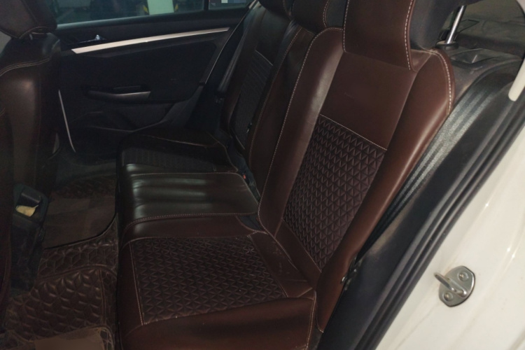 大众 宝来 2021款 1.5L 手动时尚智联版中控内饰21