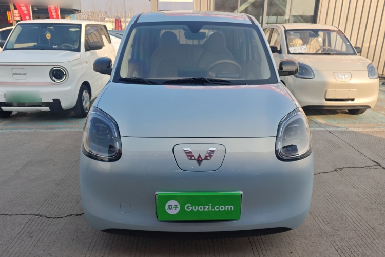 五菱汽车 宏光MINIEV 2025款 四门版 臻享款车身外观2