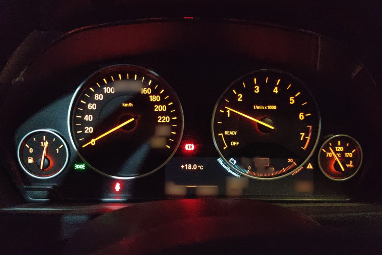 宝马3系 2019款 320Li 时尚型局部细节14