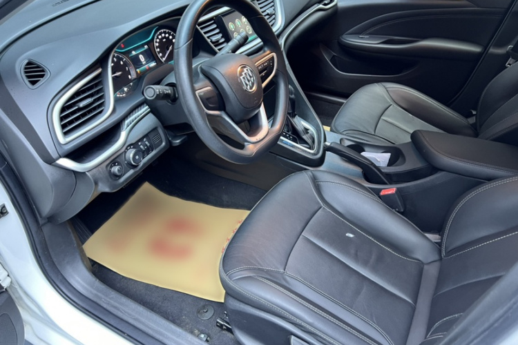 别克 英朗 2021款 改款 典范 1.5L 自动精英型中控内饰7002