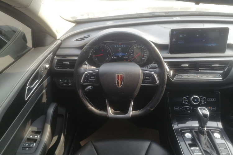 红旗H5 2019款 30TD 灵动版中控内饰13